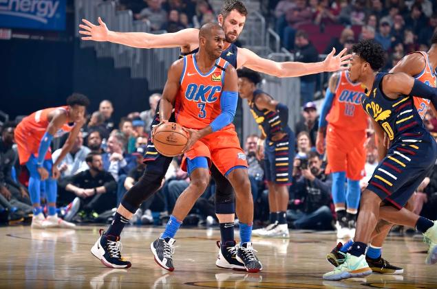  波鸿主场灯光故障，与美因茨比赛延期引争议  